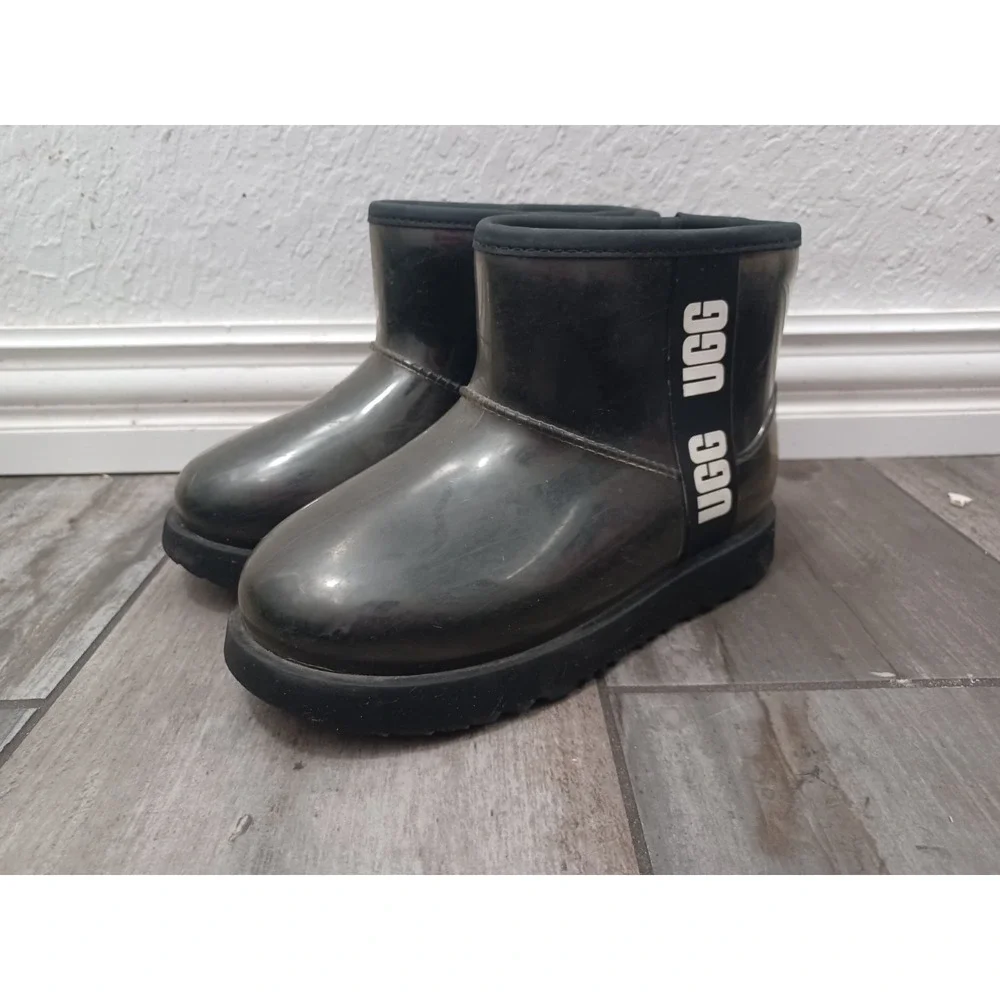 Classic Clear Mini IIWaterproof Slip On Ankle Rain Winter Black Boots Kids Sz 1
